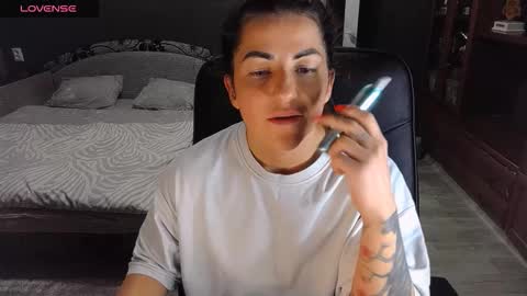 Snapshot of ava__doll chatting on 4, 11, 2025 Ava online show from 4, 11, 2025