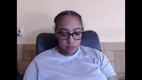 Ava Jordana online show from 15, 9, 2025