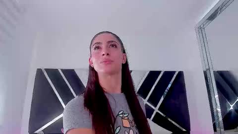 Snapshot of ava_fontana2 chatting on 25, 10, 2025 Ava Fontana online show from 25, 10, 2025