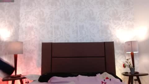 Snapshot of ava_raye chatting on 19, 12, 2025 Ava online show from 19, 12, 2025