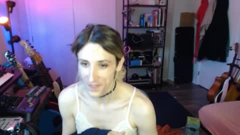 Snapshot of ava_reinhart_999 chatting on 7, 5, 2026 Ava online show from 7, 5, 2026