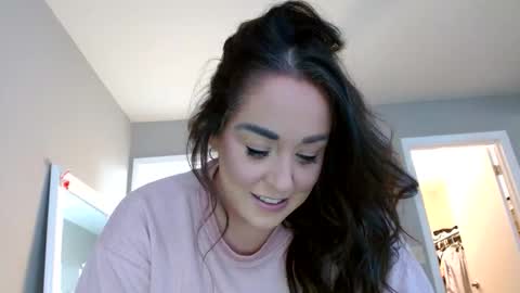 Ava Ashley online show from 13, 11, 2025