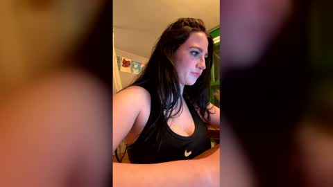 Snapshot of avallanchee chatting on 29, 4, 2026 avallanchee online show from 29, 4, 2026