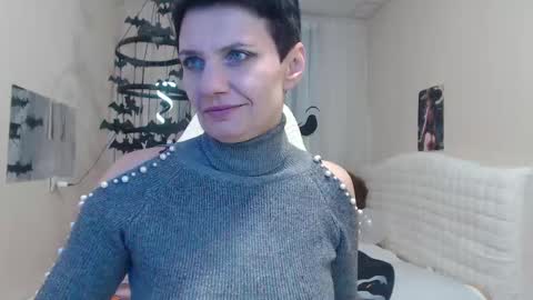 avasaturnian online show from 13, 10, 2025