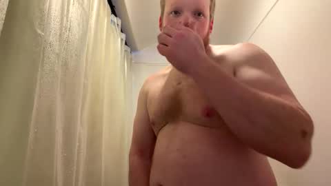 Snapshot of averagedan90 chatting on 4, 3, 2026 Dan online show from 4, 3, 2026