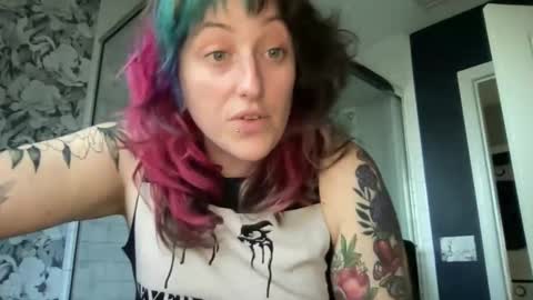 Snapshot of avery_madison chatting on 18, 2, 2025 Avery Madison online show from 18, 2, 2025
