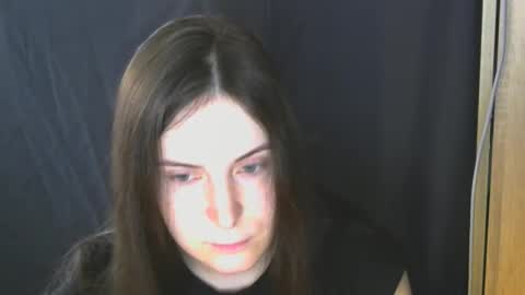 Snapshot of avialenne chatting on 19, 4, 2026 avialenne online show from 19, 4, 2026