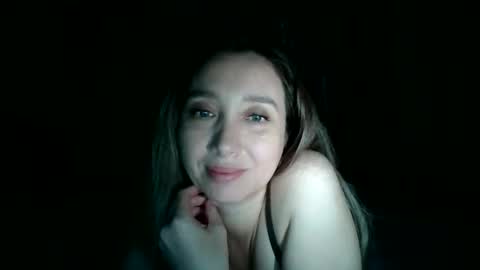 Snapshot of avinelra chatting on 21, 4, 2026 avinelra online show from 21, 4, 2026