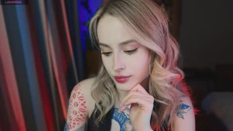 Snapshot of aviva_faith chatting on 28, 4, 2026 Aviva online show from 28, 4, 2026