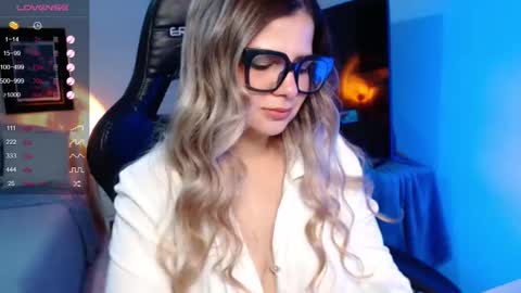 Avrill Morgan online show from 22, 9, 2025