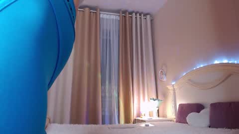 Avrora Inst online show from 18, 2, 2026