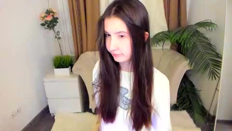 Snapshot of avrora_shy_ chatting on 12, 2, 2026 Avrora online show from 12, 2, 2026