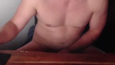 Snapshot of awesome86m chatting on 17, 5, 2026 PiPa online show from 17, 5, 2026