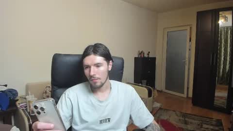 Snapshot of awesome_justin chatting on 9, 7, 2026 Justin online show from 9, 7, 2026