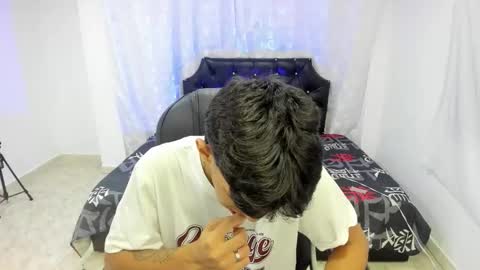 Axel online show from 23, 10, 2025