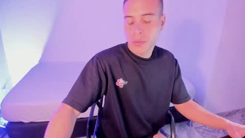 Snapshot of axel__fierro chatting on 19, 4, 2026 axel__fierro online show from 19, 4, 2026