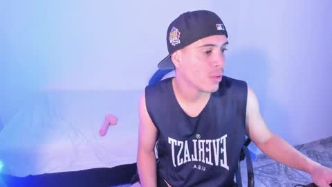 Snapshot of axel__fierro chatting on 25, 4, 2026 axel__fierro online show from 25, 4, 2026