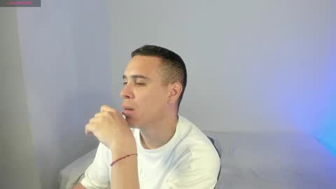 Snapshot of axel__fierro chatting on 17, 5, 2026 axel__fierro online show from 17, 5, 2026