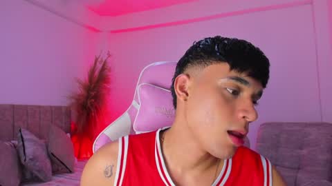 Snapshot of axel_cody_ chatting on 29, 6, 2026 AXEL online show from 29, 6, 2026