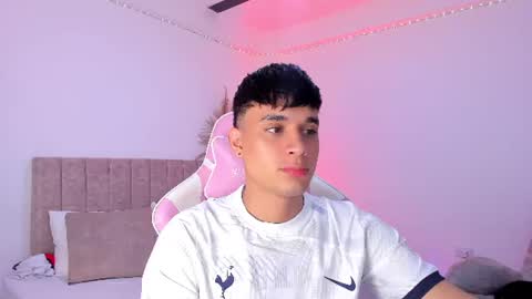 Snapshot of axel_cody_ chatting on 29, 7, 2026 AXEL online show from 29, 7, 2026
