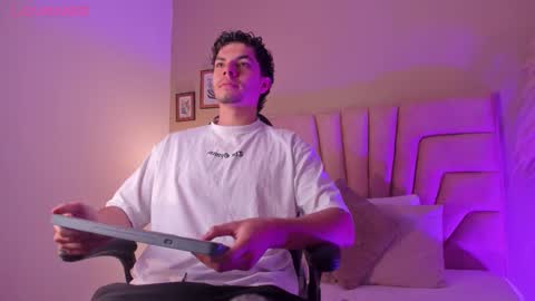 Snapshot of axel_creed chatting on 2, 3, 2026 Yooung King online show from 2, 3, 2026