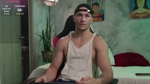 Axel Fairchaild online show from 5, 4, 2026