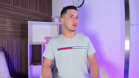 axel_grey_ online show from 25, 10, 2025