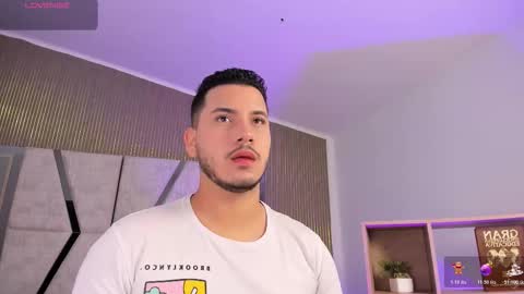 Snapshot of axel_grey_ chatting on 3, 2, 2026 axel_grey_ online show from 3, 2, 2026