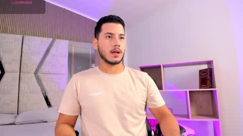 Snapshot of axel_grey_ chatting on 17, 2, 2026 axel_grey_ online show from 17, 2, 2026