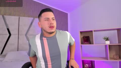 Snapshot of axel_grey_ chatting on 24, 2, 2026 axel_grey_ online show from 24, 2, 2026