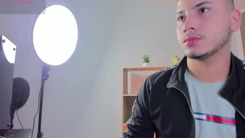 Snapshot of axel_grey_ chatting on 14, 3, 2026 axel_grey_ online show from 14, 3, 2026