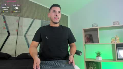 Snapshot of axel_grey_ chatting on 17, 3, 2026 axel_grey_ online show from 17, 3, 2026