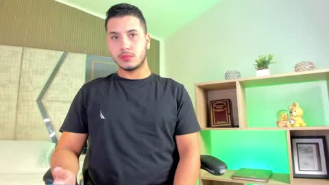Snapshot of axel_grey_ chatting on 25, 3, 2026 axel_grey_ online show from 25, 3, 2026