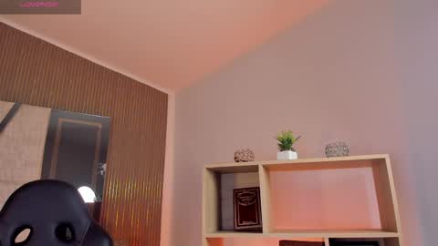 Snapshot of axel_grey_ chatting on 9, 4, 2026 axel_grey_ online show from 9, 4, 2026