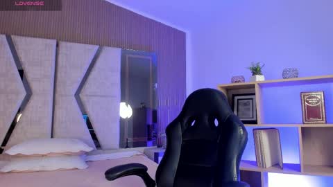 Snapshot of axel_grey_ chatting on 2, 5, 2026 axel_grey_ online show from 2, 5, 2026