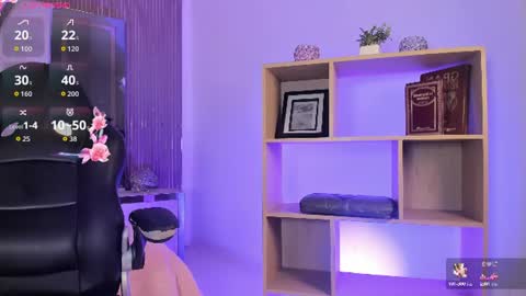 Snapshot of axel_grey_ chatting on 22, 6, 2026 axel_grey_ online show from 22, 6, 2026
