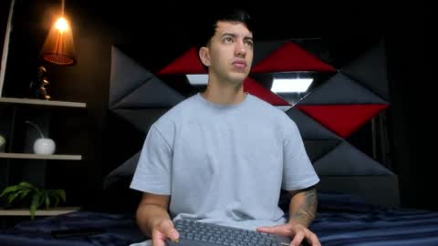 Snapshot of axel_hendrick chatting on 20, 2, 2026 axel_hendrick online show from 20, 2, 2026