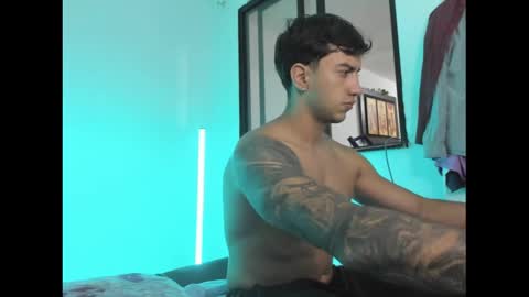 Snapshot of axel_hendrick chatting on 13, 5, 2026 axel_hendrick online show from 13, 5, 2026