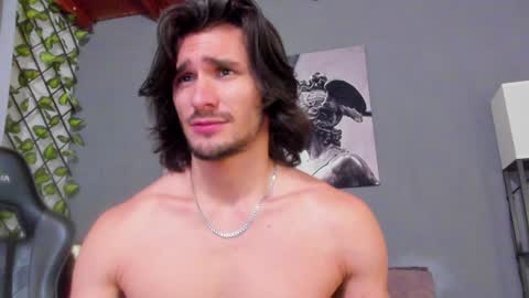 Snapshot of axel_owen chatting on 25, 1, 2025 Axel online show from 25, 1, 2025