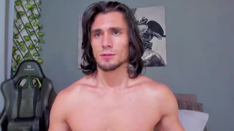 Snapshot of axel_owen chatting on 7, 3, 2025 Axel online show from 7, 3, 2025