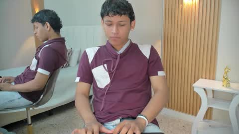 Snapshot of axel_ps chatting on 12, 10, 2025 Alex online show from 12, 10, 2025