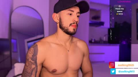 Snapshot of axelking13 chatting on 21, 5, 2026 Axel King online show from 21, 5, 2026