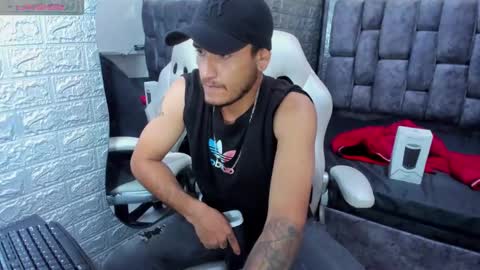 Axell Cross2 online show from 15, 2, 2025