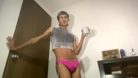 Axel  online show from 14, 1, 2025