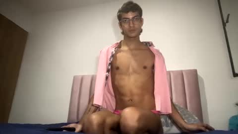 Axel  online show from 22, 1, 2025