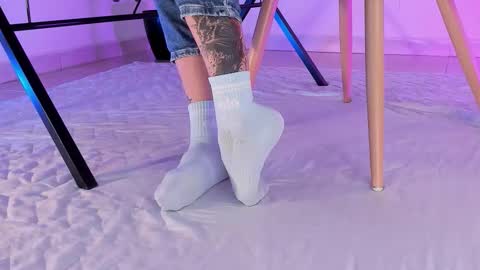 im your little femboy  ALEX   online show from 13, 11, 2025