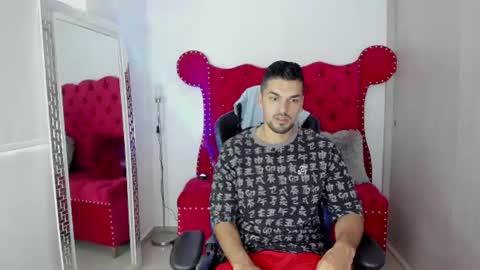Snapshot of axelwinters_ chatting on 4, 7, 2026 Axel online show from 4, 7, 2026