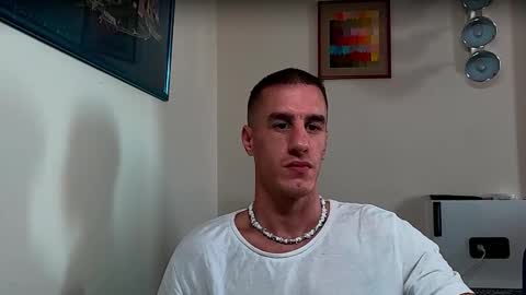 Axl online show from 9, 10, 2025