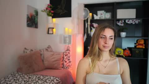 aya hitakayama  online show from 12, 3, 2025