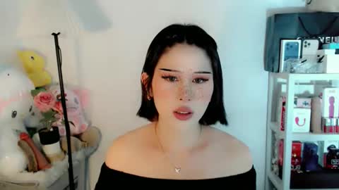 Snapshot of ayahoshilovesyou chatting on 9, 2, 2026 AYAHOSHILOVESYOU online show from 9, 2, 2026